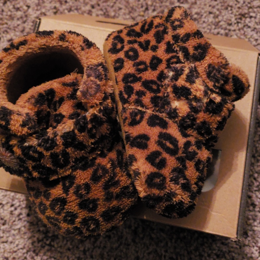 Leopard ugg baby booties